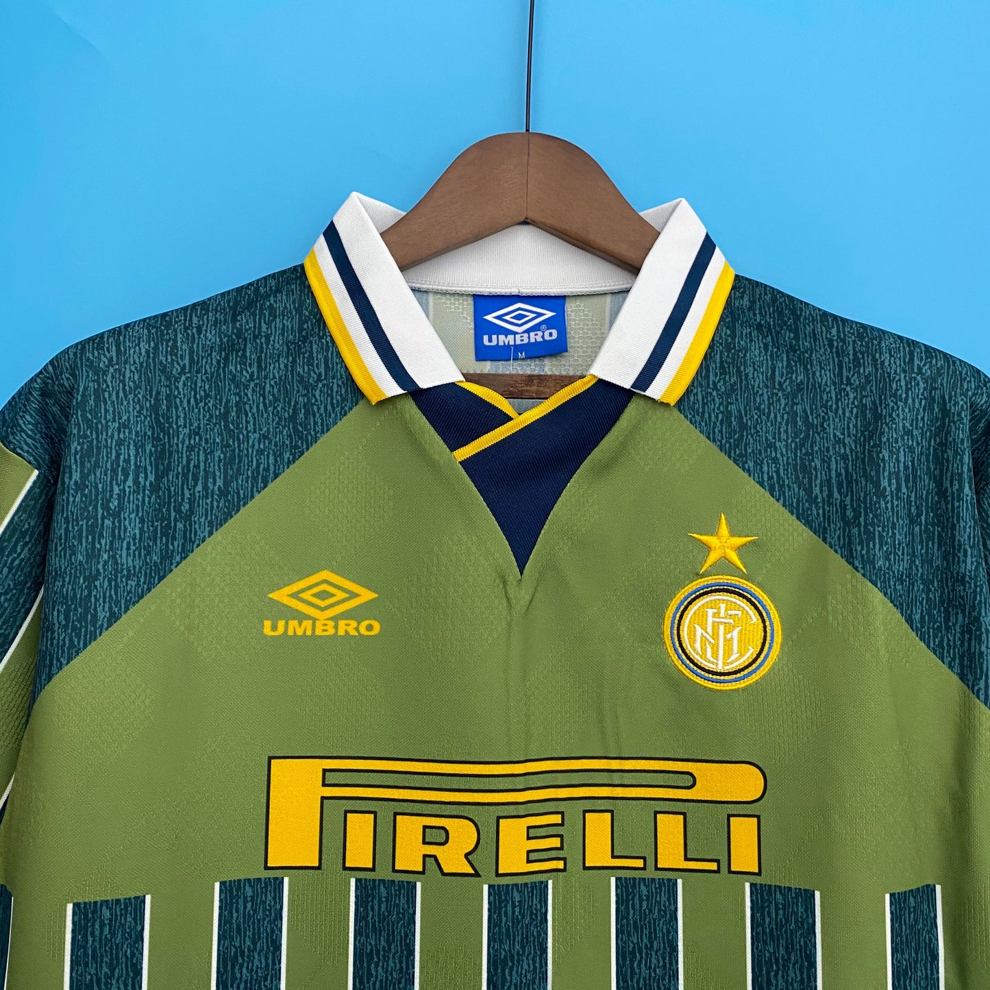 Inter Milan 95/96 Away kit