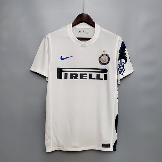 Inter Milan 10/11 Away kit