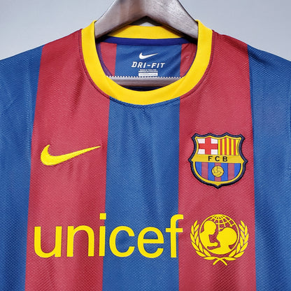 Barcelona 10/11 Home kit