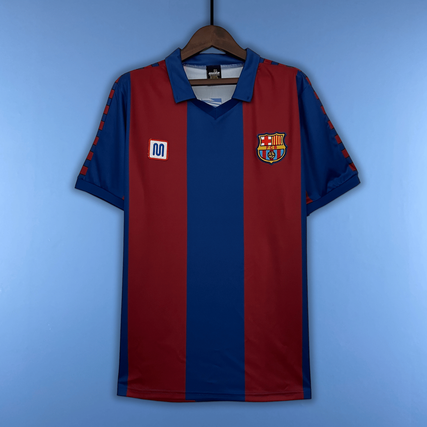 Barcelona 80/81 Home kit