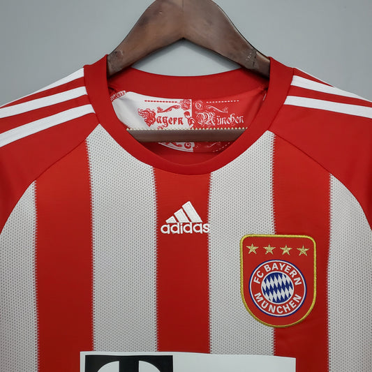 Bayern München 10/11 Home kit