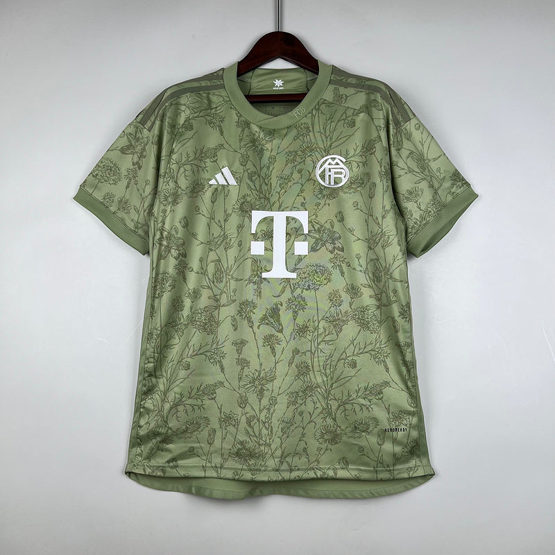 Bayern München 23/24 Oktoberfest kit