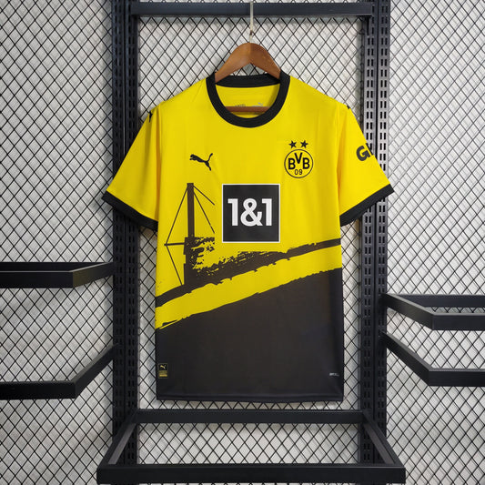 Borussia Dortmund 23/24 Home kit