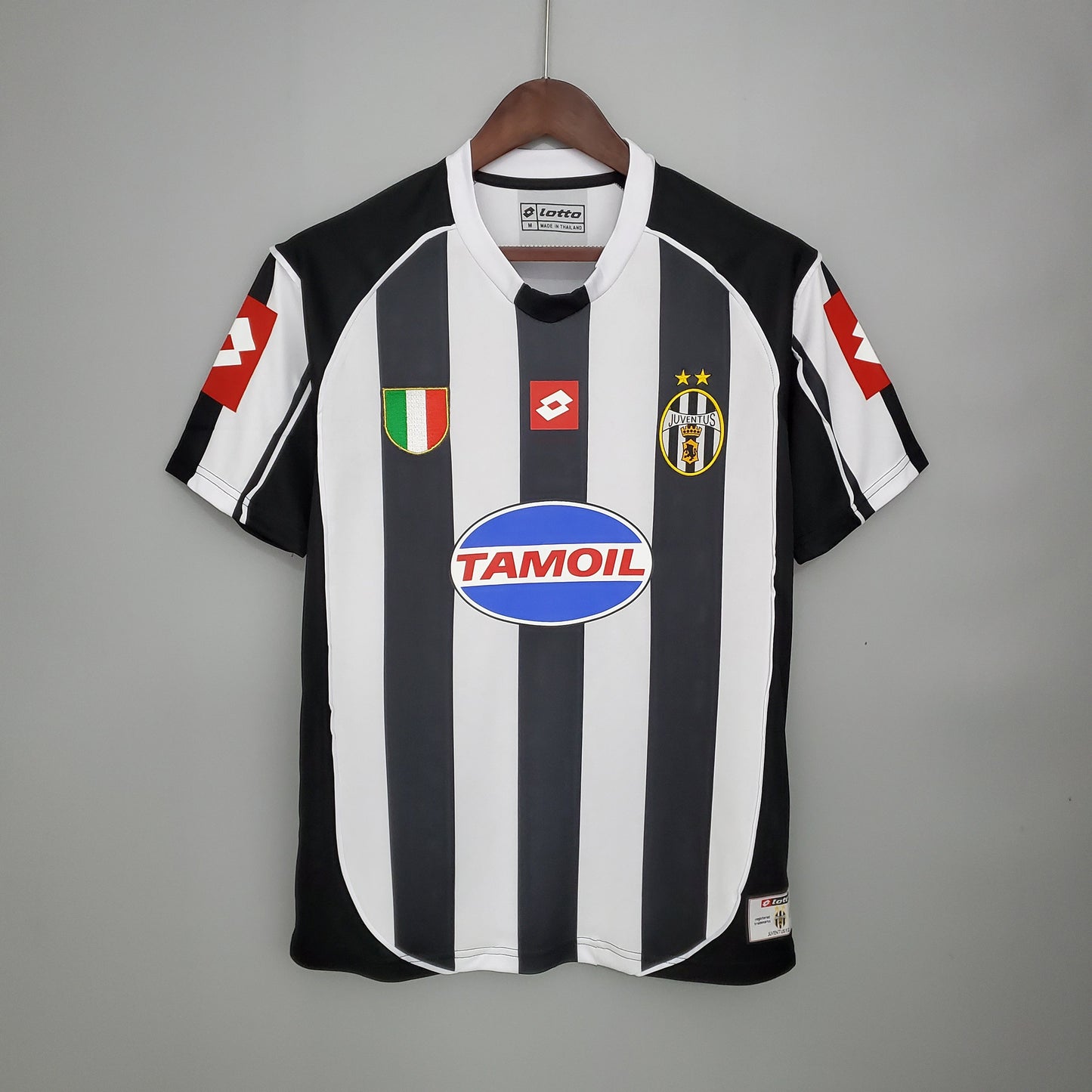 Juventus 02/03 Home kit