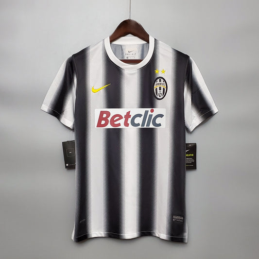 Juventus 11/12 Home kit