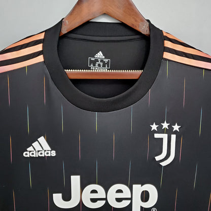 Juventus 21/22 Away kit