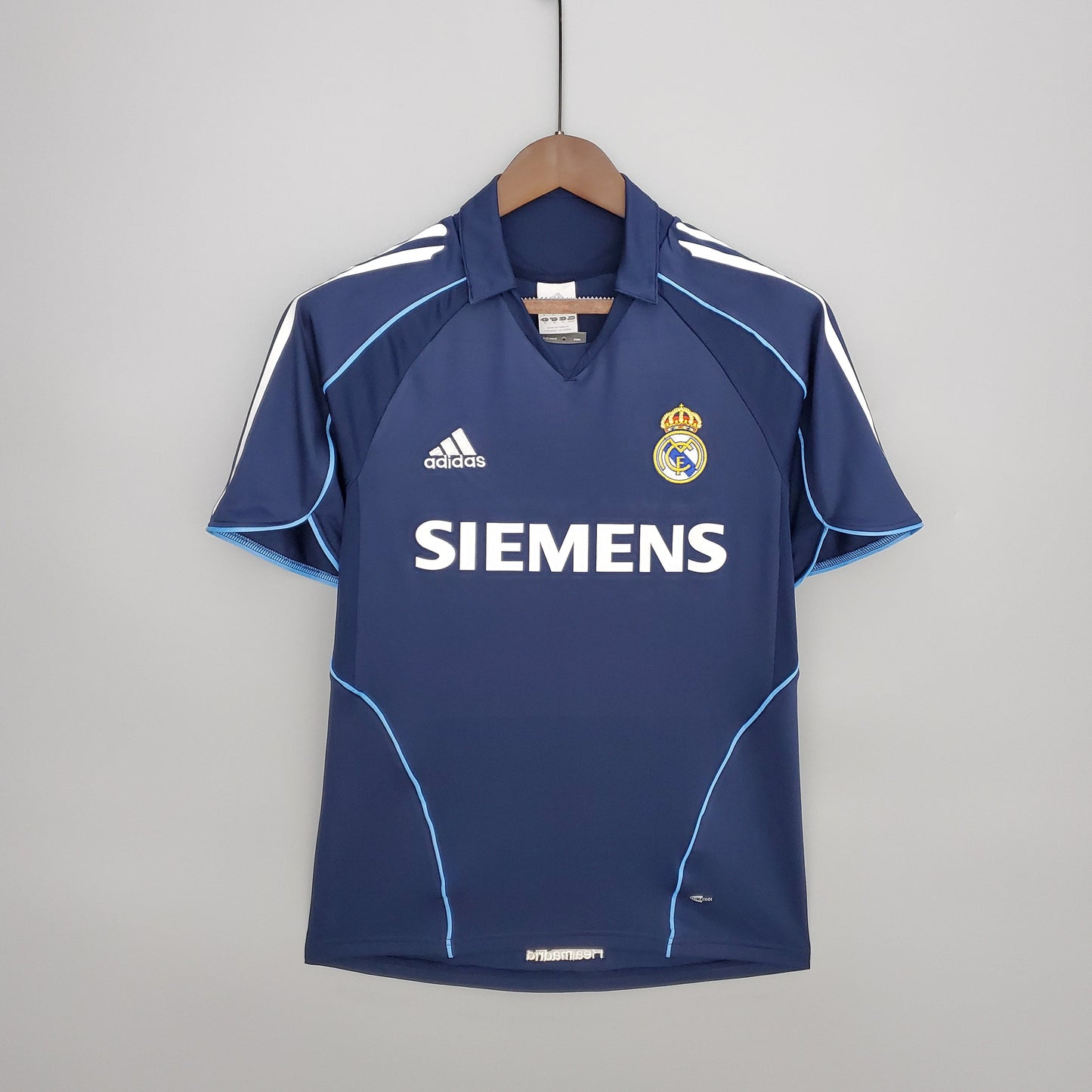 Real Madrid 05/06 away kit