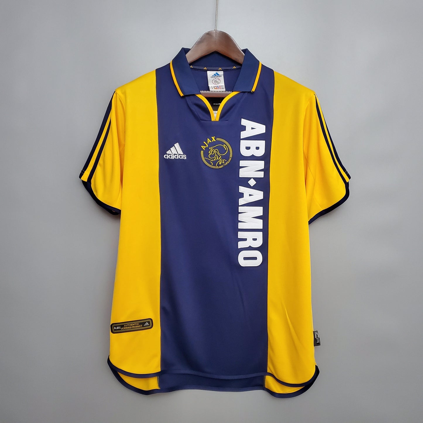 Ajax 00/01 Away kit