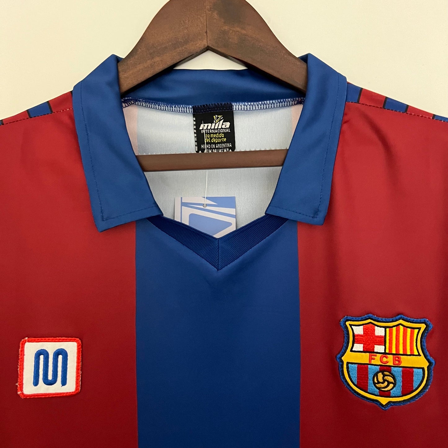 Barcelona 80/81 Home kit