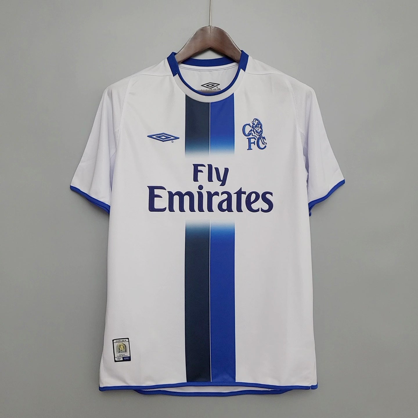 Chelsea 03/05 Retro Away kit