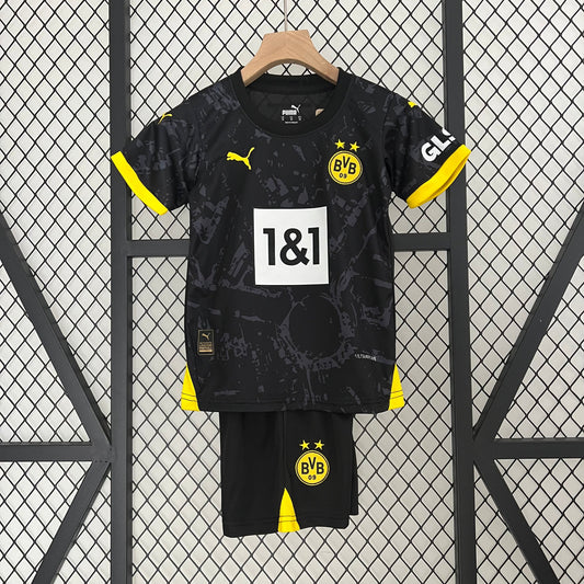 Dortmund 23/24 Away kit