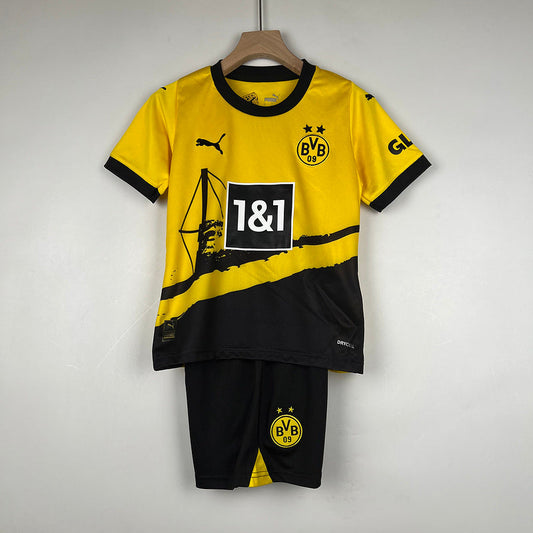 Dortmund 23/24 Home