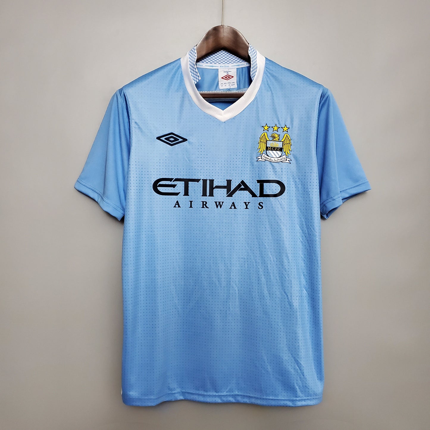 Manchester City 11/12 Home kit