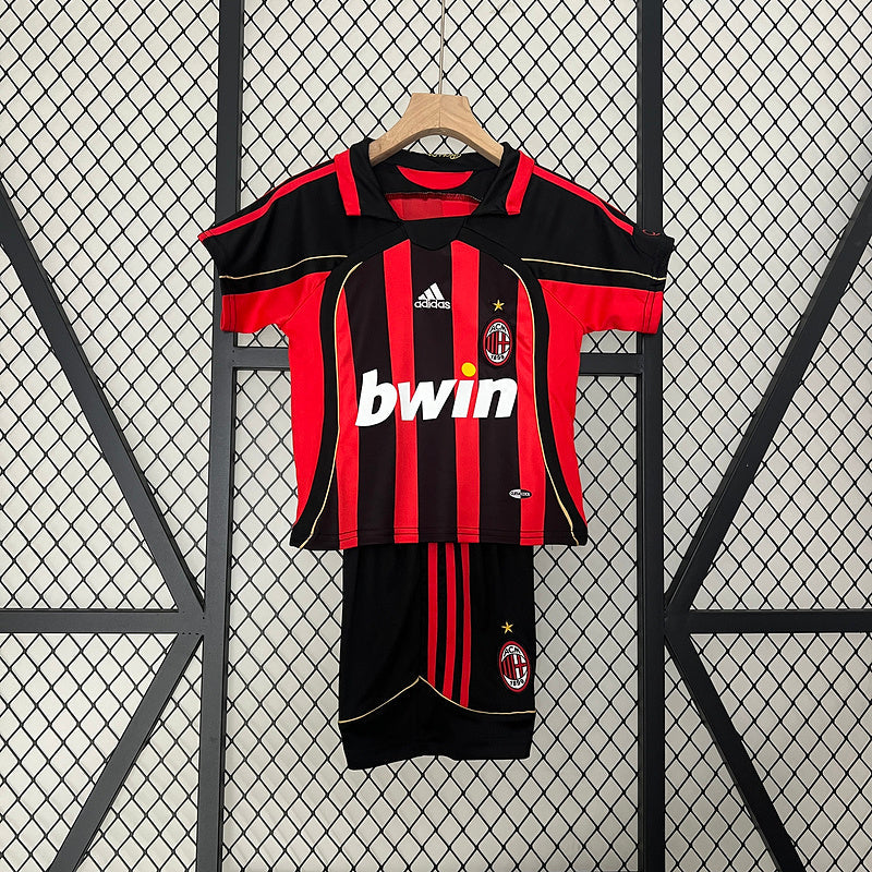 AC Milan 06/07 Home kit