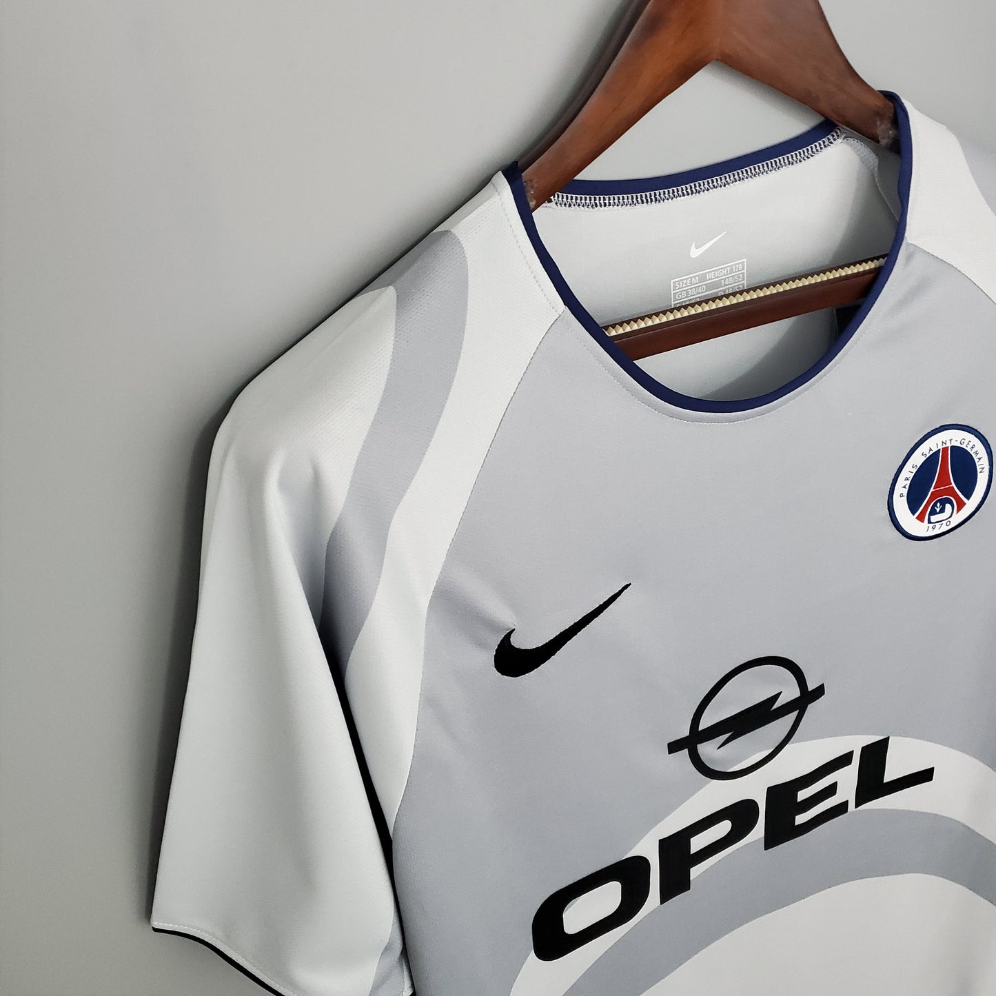 PSG 01/02 Away kit