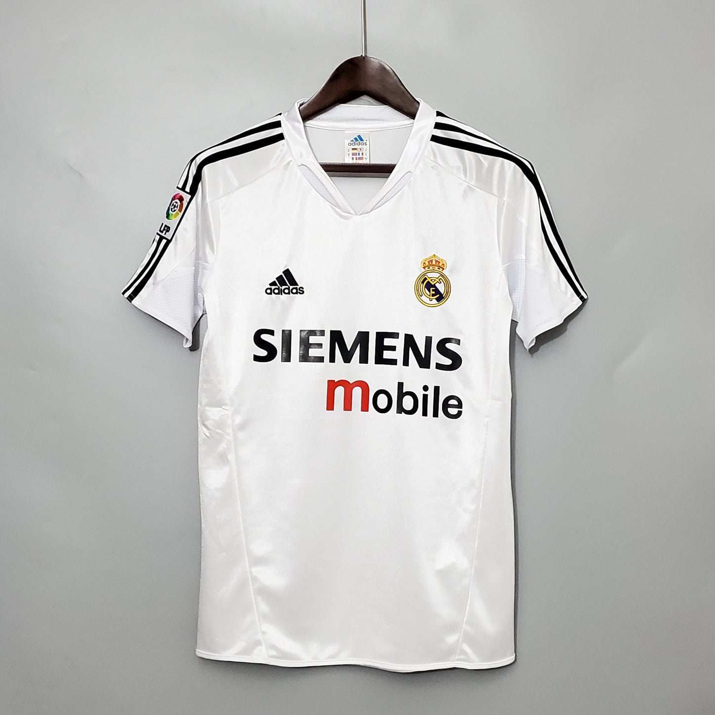 Real Madrid 04/05 Home kit