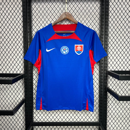 Slovakia 24/25 Home kit