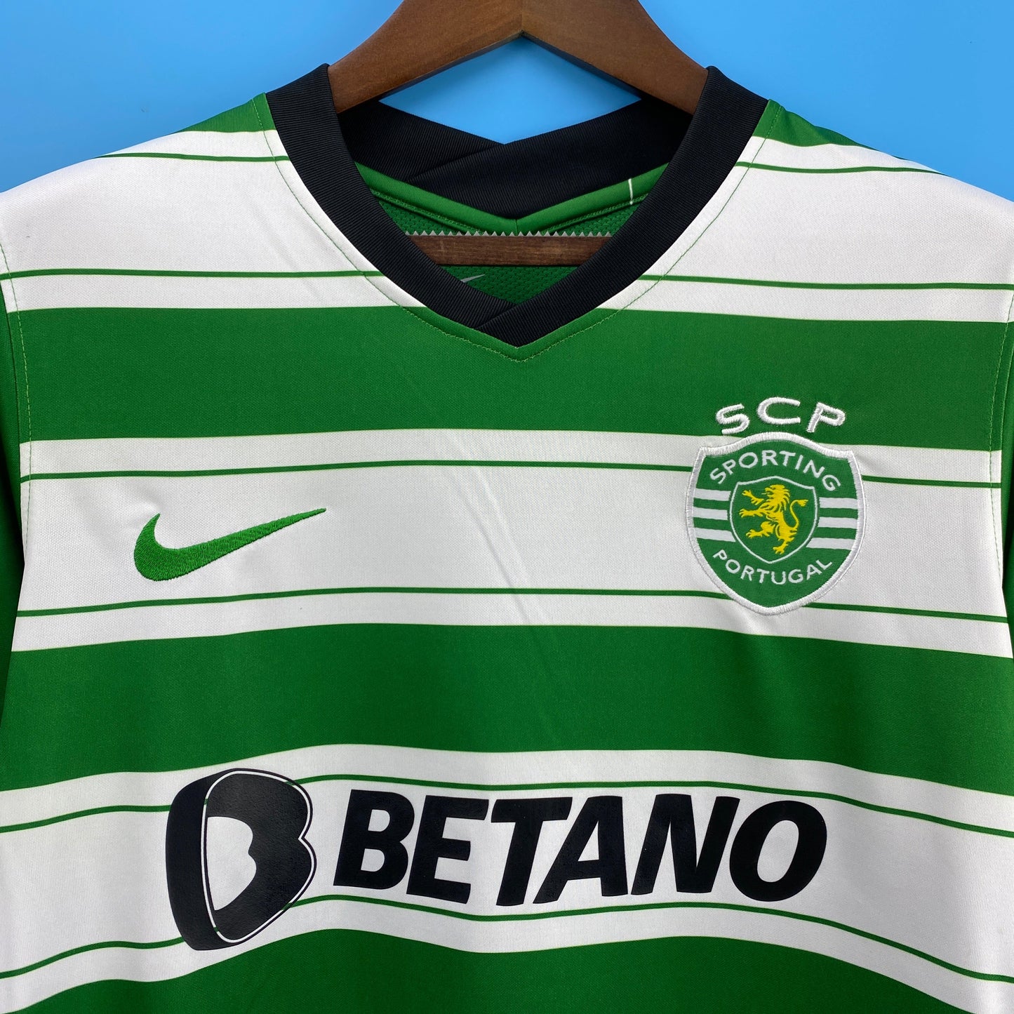 Sporting 22/23 Home kit