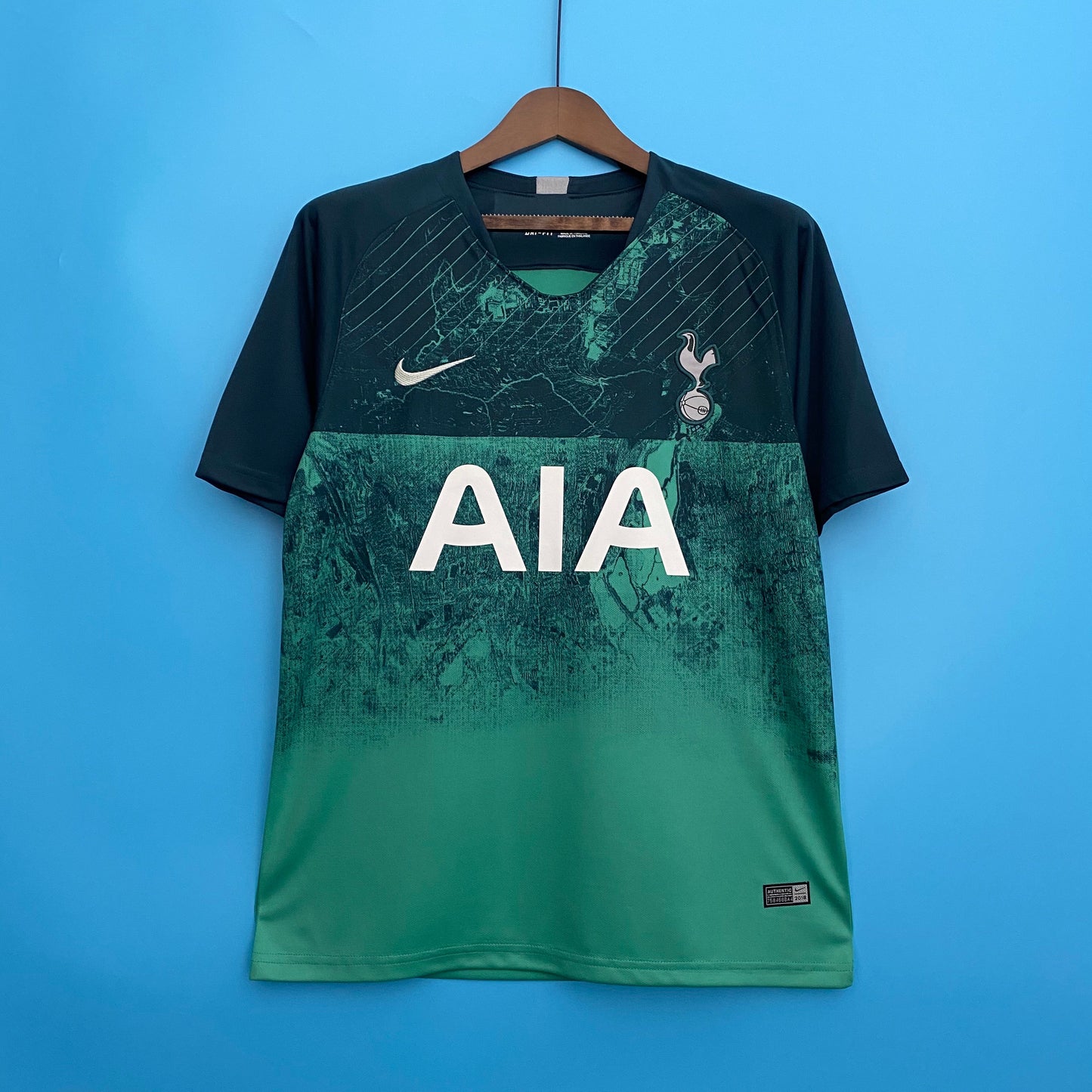 Tottenham 18/19 Third kit