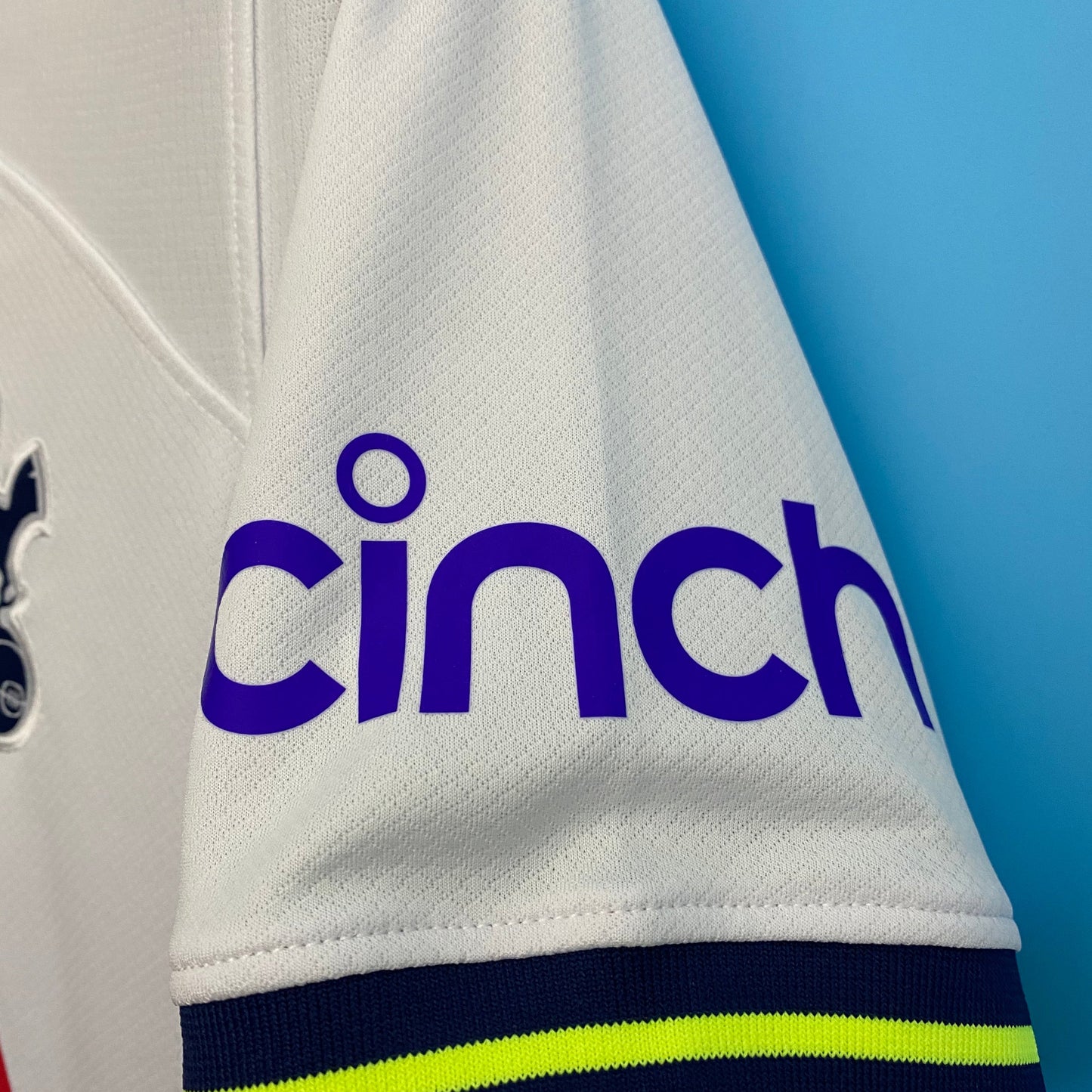 Tottenham 22/23 Home kit